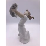 Lladro Figure 'The Best of Friends' (24cm)