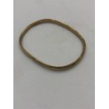 A 9ct Yellow gold bangle (4.9g)