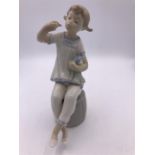 Lladro figure Girl with her doll and lipstick (18cm)