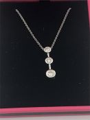 A white gold 3 stone graduated Diamond pendant necklace approx. 45pts