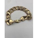 A 9ct gold bracelet (29.9g)