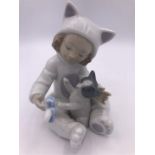 Lladro Figure 'My playful Kitty' (15cm)