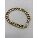 A simple 9ct gold bracelet (16.7g)