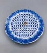 Dimmock - Dimity pattern 1840's 4" blue and white Toy plate discolouration on front