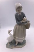 Lladro figure Girl with goslets in a basket (24cm)