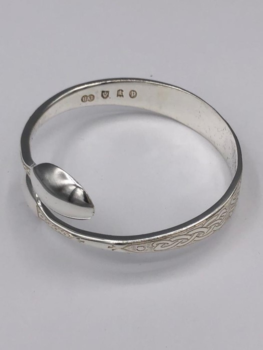 A silver bangle, Artisan made from silver spoons - Image 3 of 4