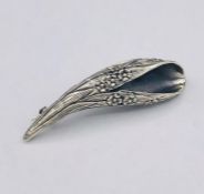 A Silver Victorian style posy brooch holder