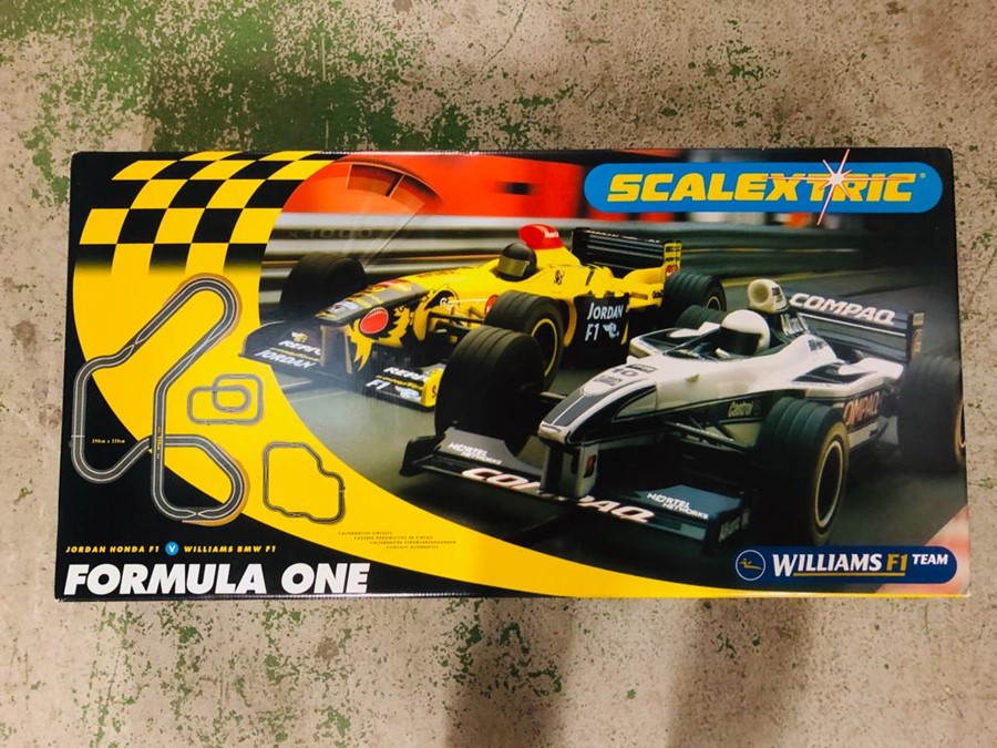 Scalextric Formula One Williams F1 Team set