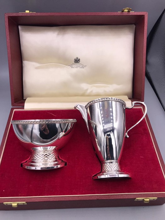 An Asprey silver jug and sugar bowl in original case and box - Image 2 of 7