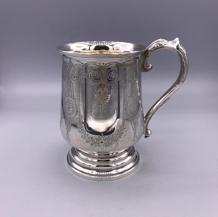 A silver, hallmarked tankard, Makers mark H & T Birmingham 1879 (202g) - Image 3 of 3