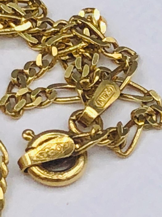 An Asian gold cross and chain with a central diamond set into the cross. The fastner on the chain - Bild 3 aus 3
