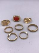 A selection of 9ct gold rings (31g)