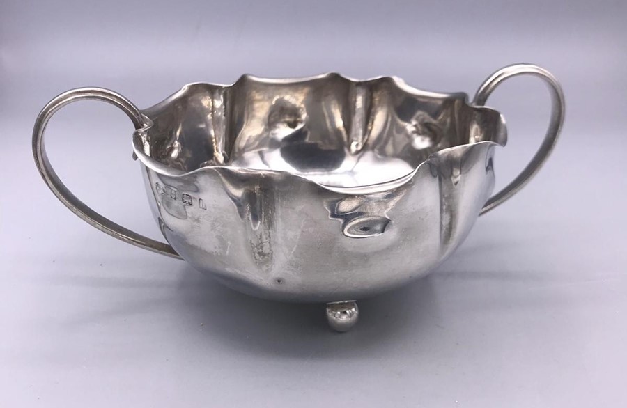 A silver sugar bowl, makers mark WA hallmarked Birmingham 1901-02 - Image 2 of 3