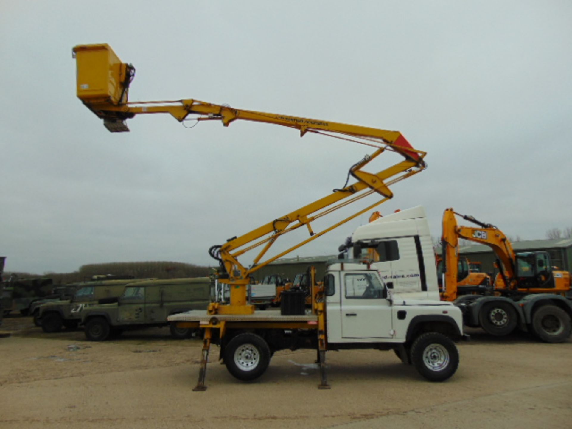 Land Rover Defender 130 TD5 Cherry Picker / Access Lift - Image 2 of 22