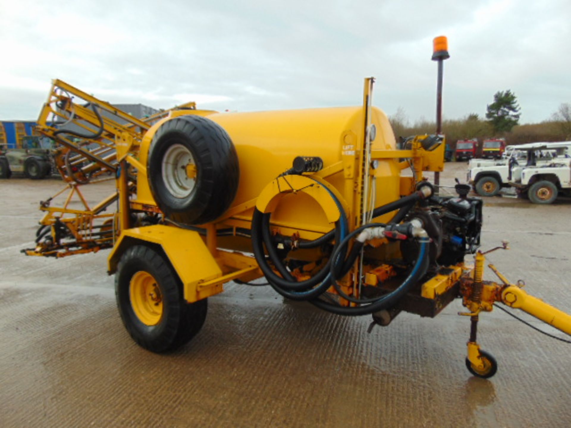 2500Ltr Team Sprayer Trailer - Image 2 of 13