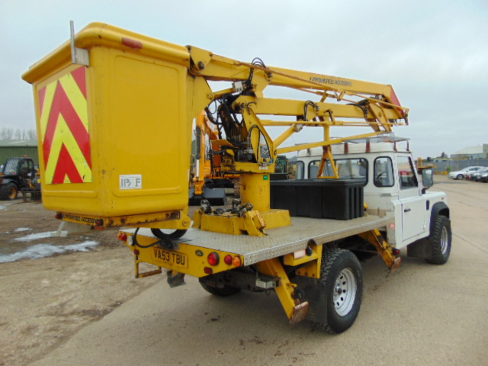 Land Rover Defender 130 TD5 Cherry Picker / Access Lift - Image 9 of 22