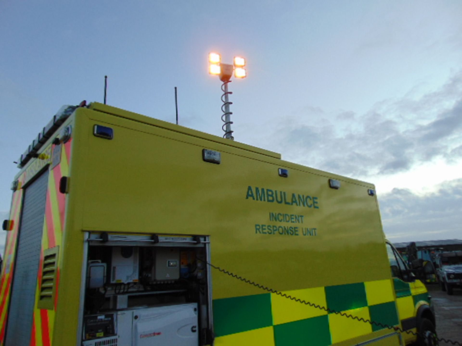 2010 Iveco 65C17 Incident Support Unit C/W onboard Cummins Onan Generator and rear Tail Lift - Image 21 of 30