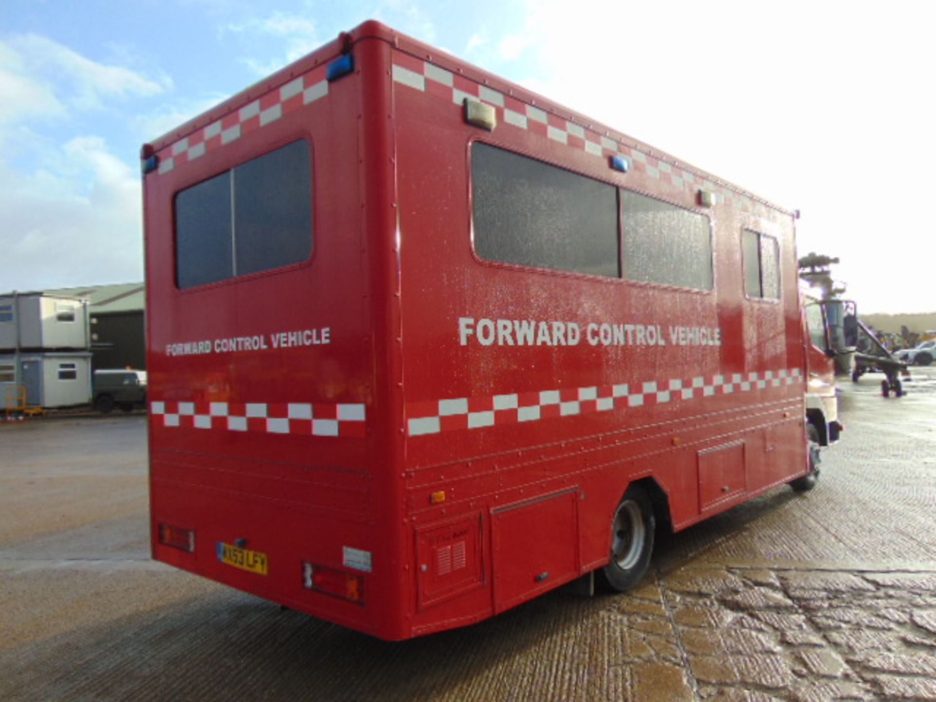 2003 Mercedes 815 4x2 Forward Control Vehicle - Image 6 of 24