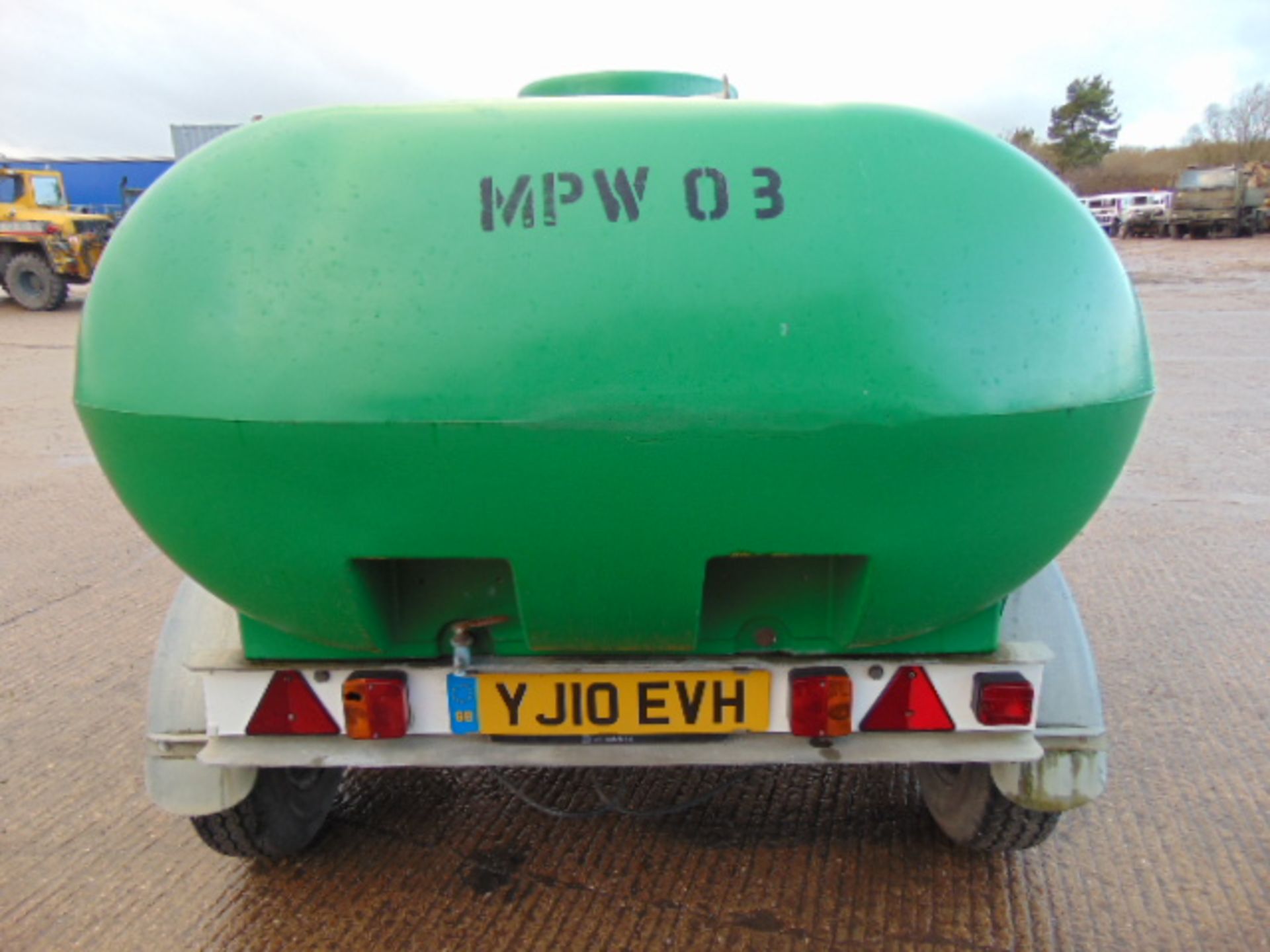 Morclean Trailer Mounted Pressure Washer with 2250 litre Water Tank and Diesel pump - Image 4 of 14