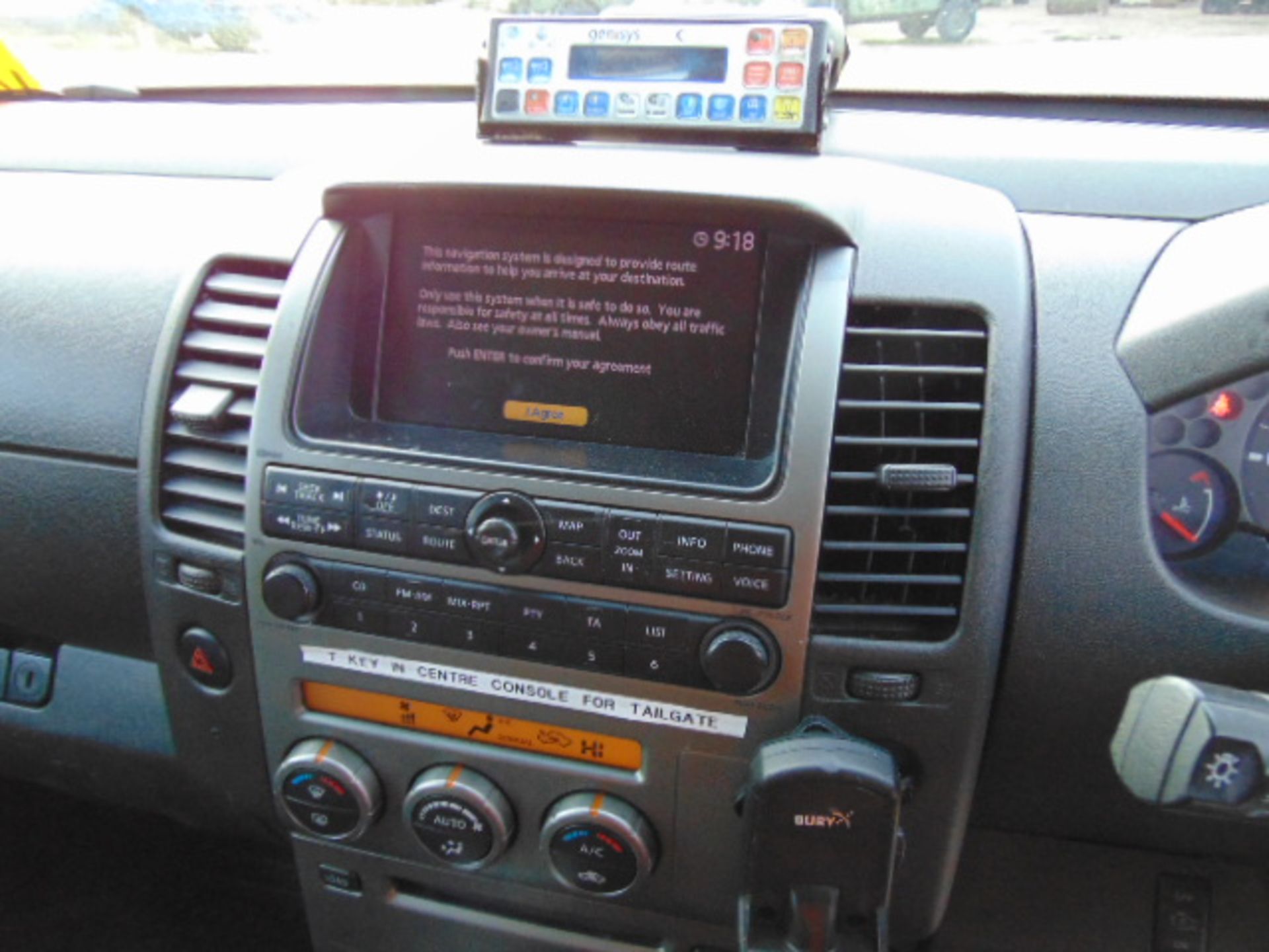 2008 Nissan Navara Aventura Double Cab 2.5 dCi Incident Response Vehicle - Bild 11 aus 24