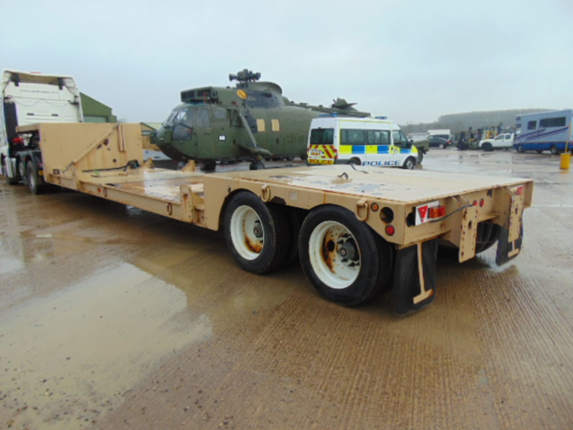 2007 Fontaine 44ft Twin Axle Step Frame Low Loader Trailer - Image 3 of 15