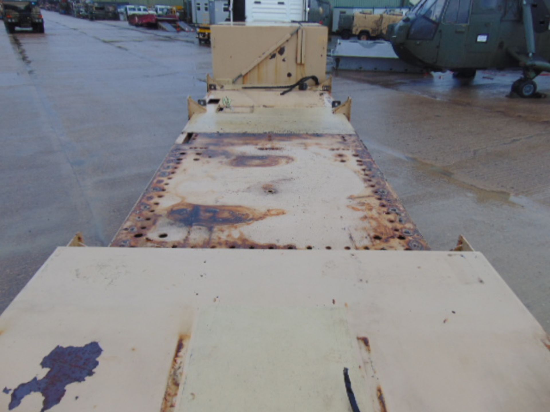 2007 Fontaine 44ft Twin Axle Step Frame Low Loader Trailer - Image 6 of 15