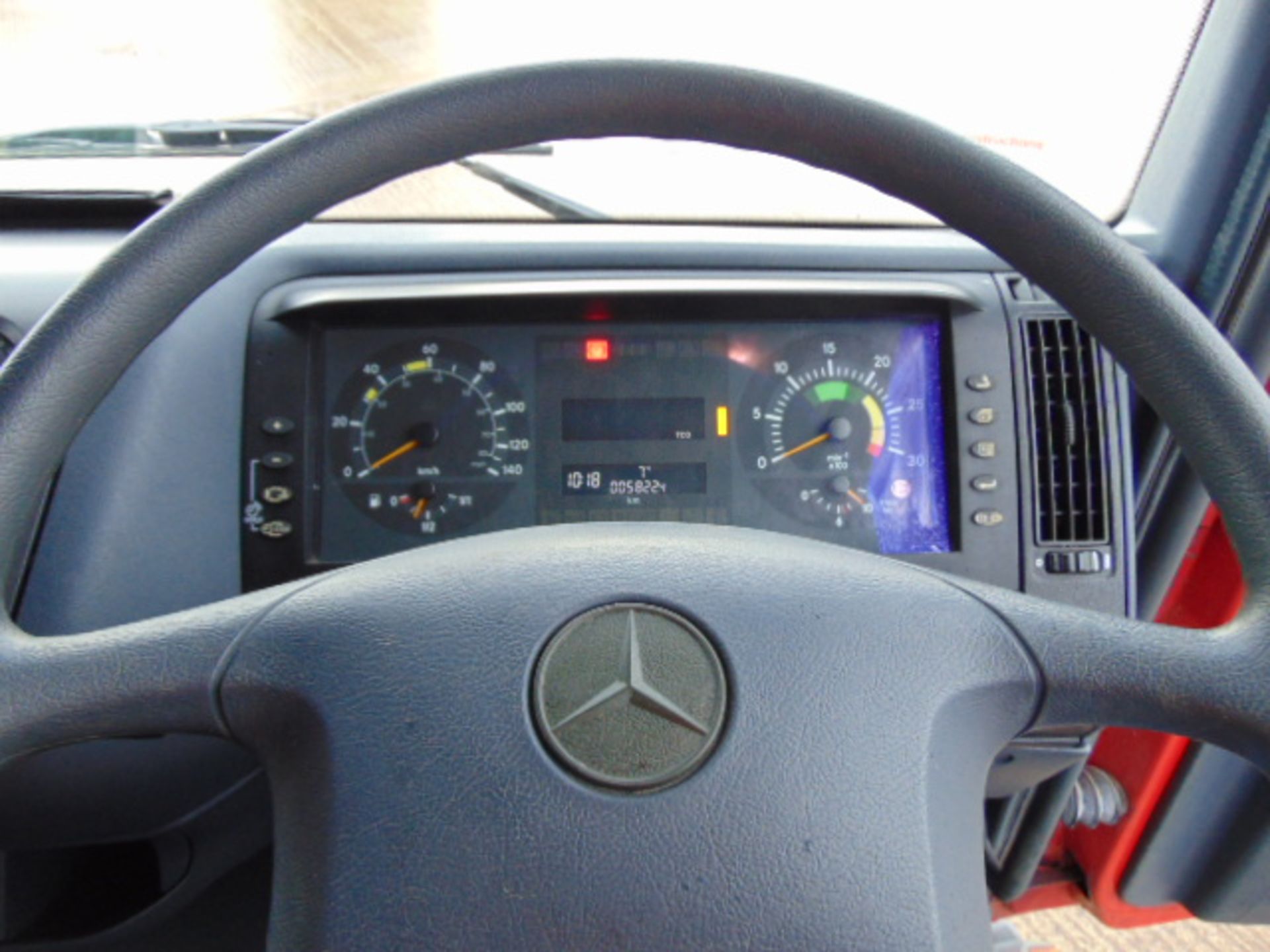 2003 Mercedes 815 4x2 Forward Control Vehicle - Image 21 of 24