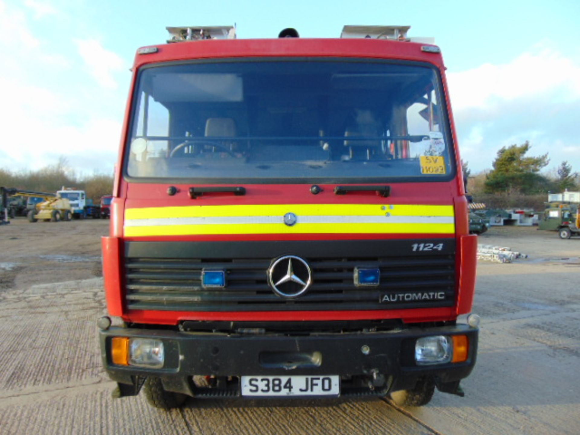 Mercedes 1124 Saxon Fire Engine - Image 2 of 16