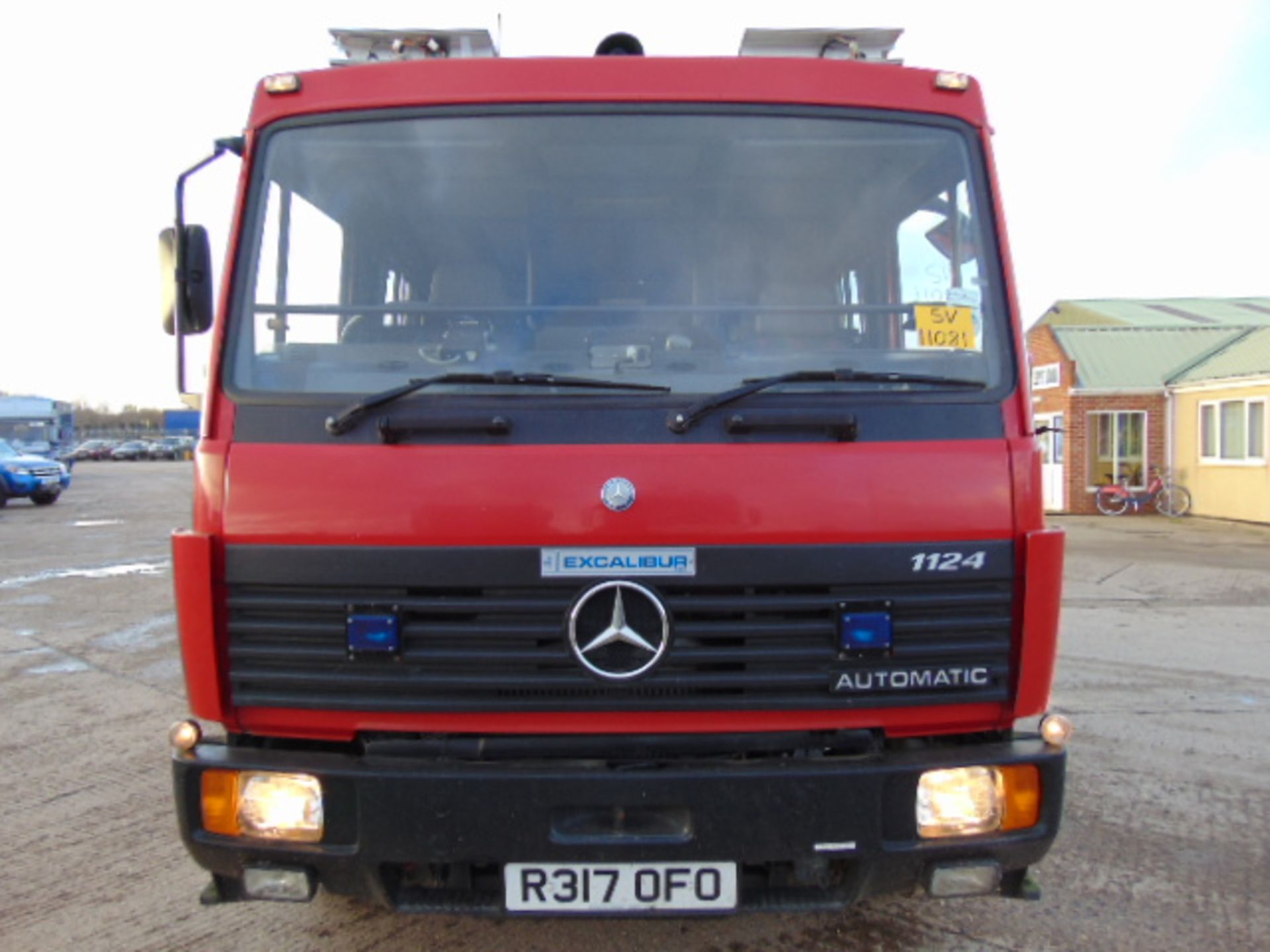 Mercedes 1124 Saxon Fire Engine - Image 2 of 17