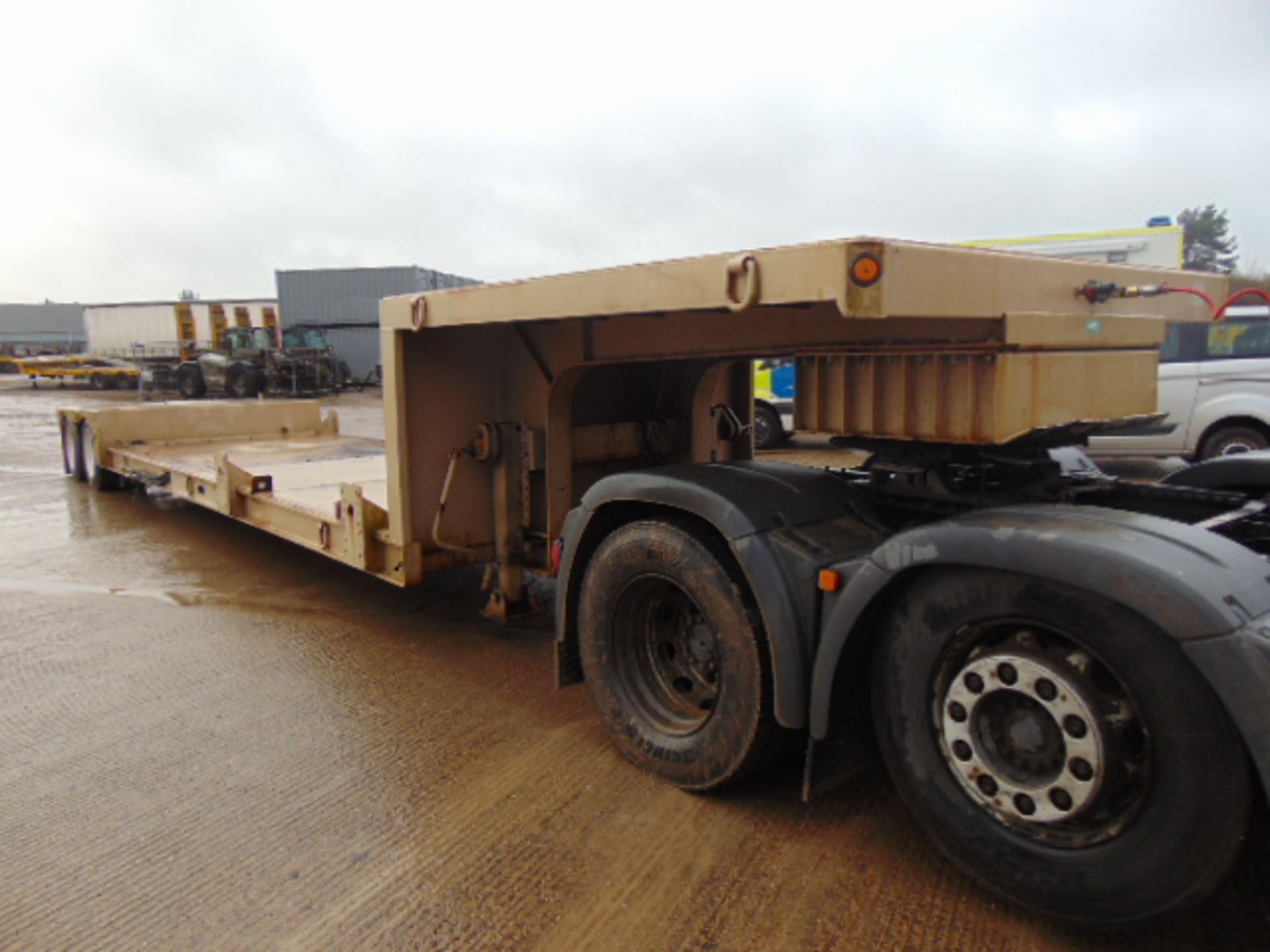2008 Fontaine 44ft Twin Axle Step Frame Low Loader Trailer - Image 10 of 16