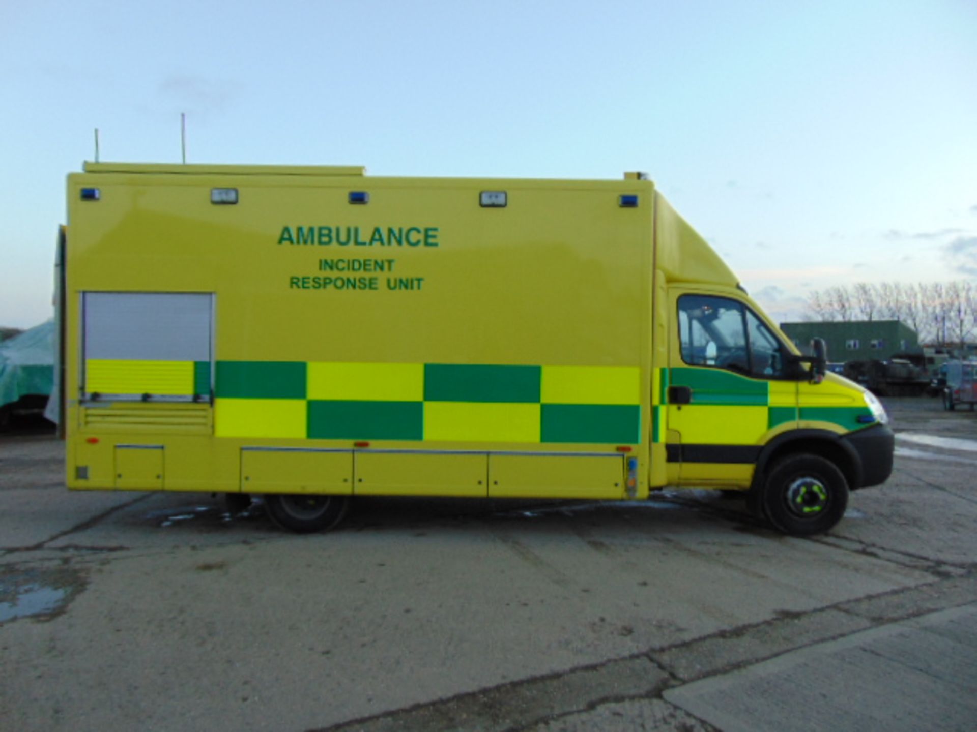 2010 Iveco 65C17 Incident Support Unit C/W onboard Cummins Onan Generator and rear Tail Lift - Image 5 of 30