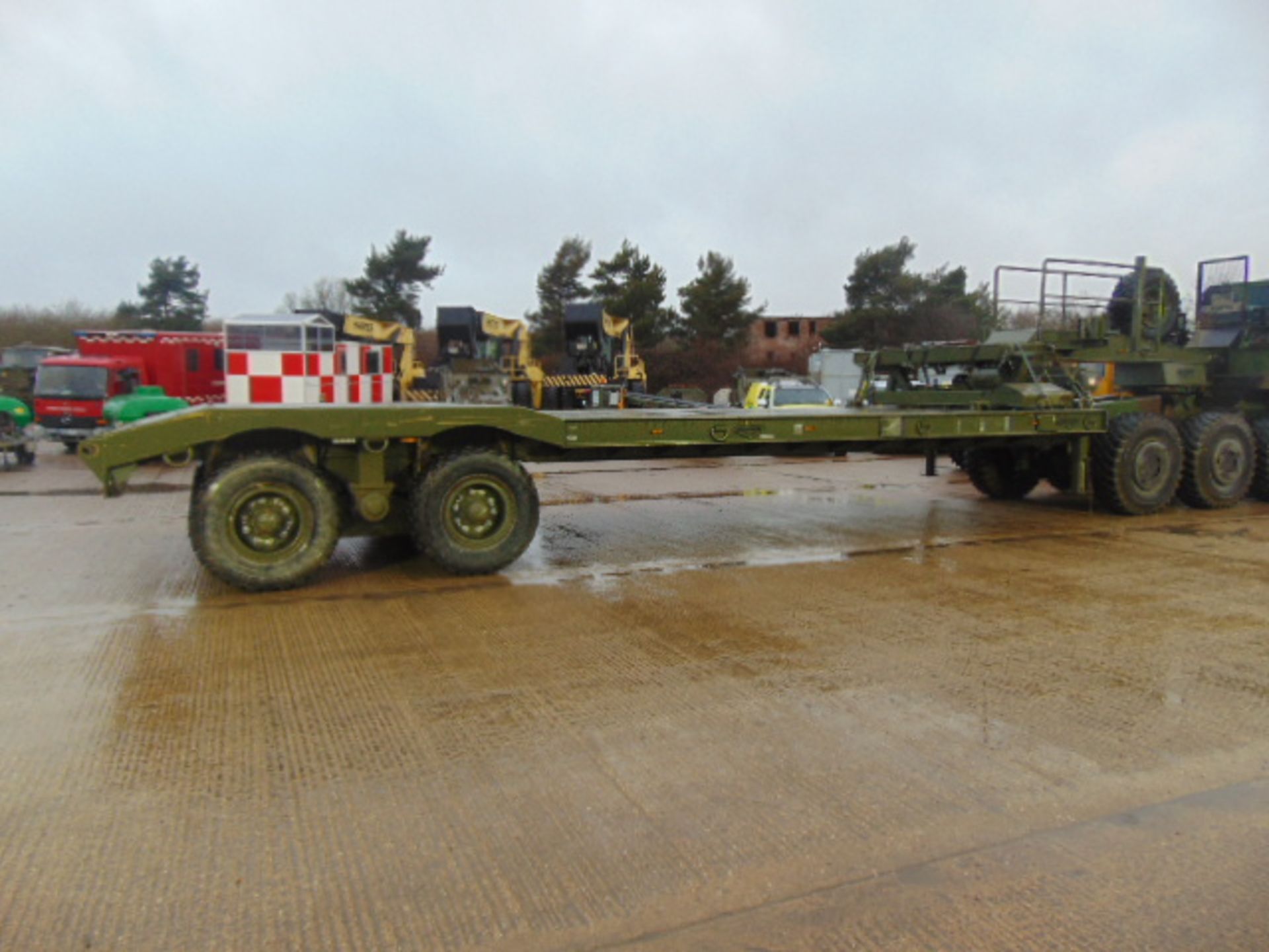 Broshuis B.V. 2APAS-72 Twin Axle Improved Mobility Off Road Trailer - Image 2 of 22