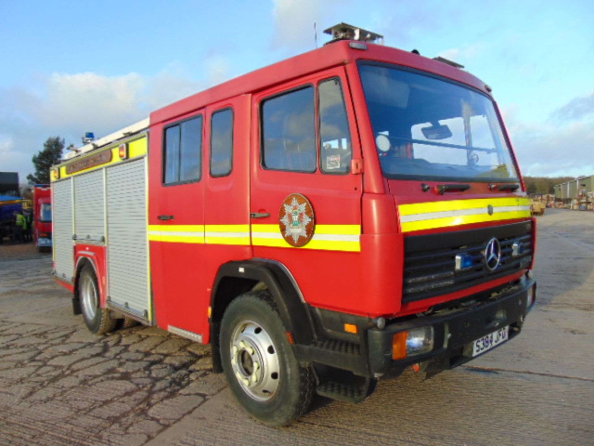 Mercedes 1124 Saxon Fire Engine
