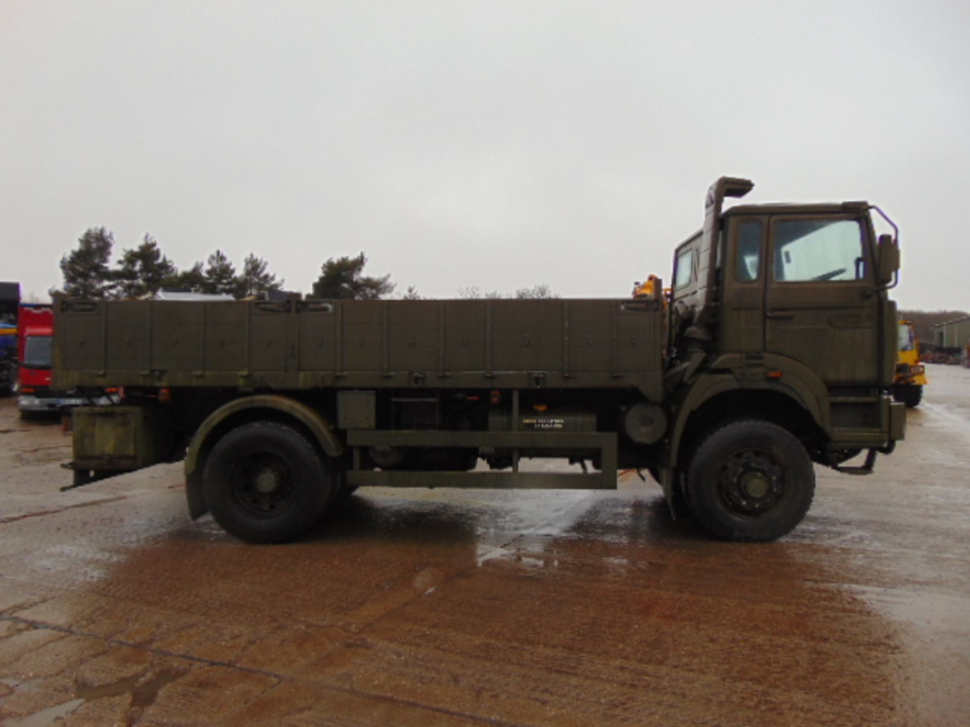 Renault G300 Maxter RHD 4x4 8T Cargo Truck with fitted winch - Image 5 of 16