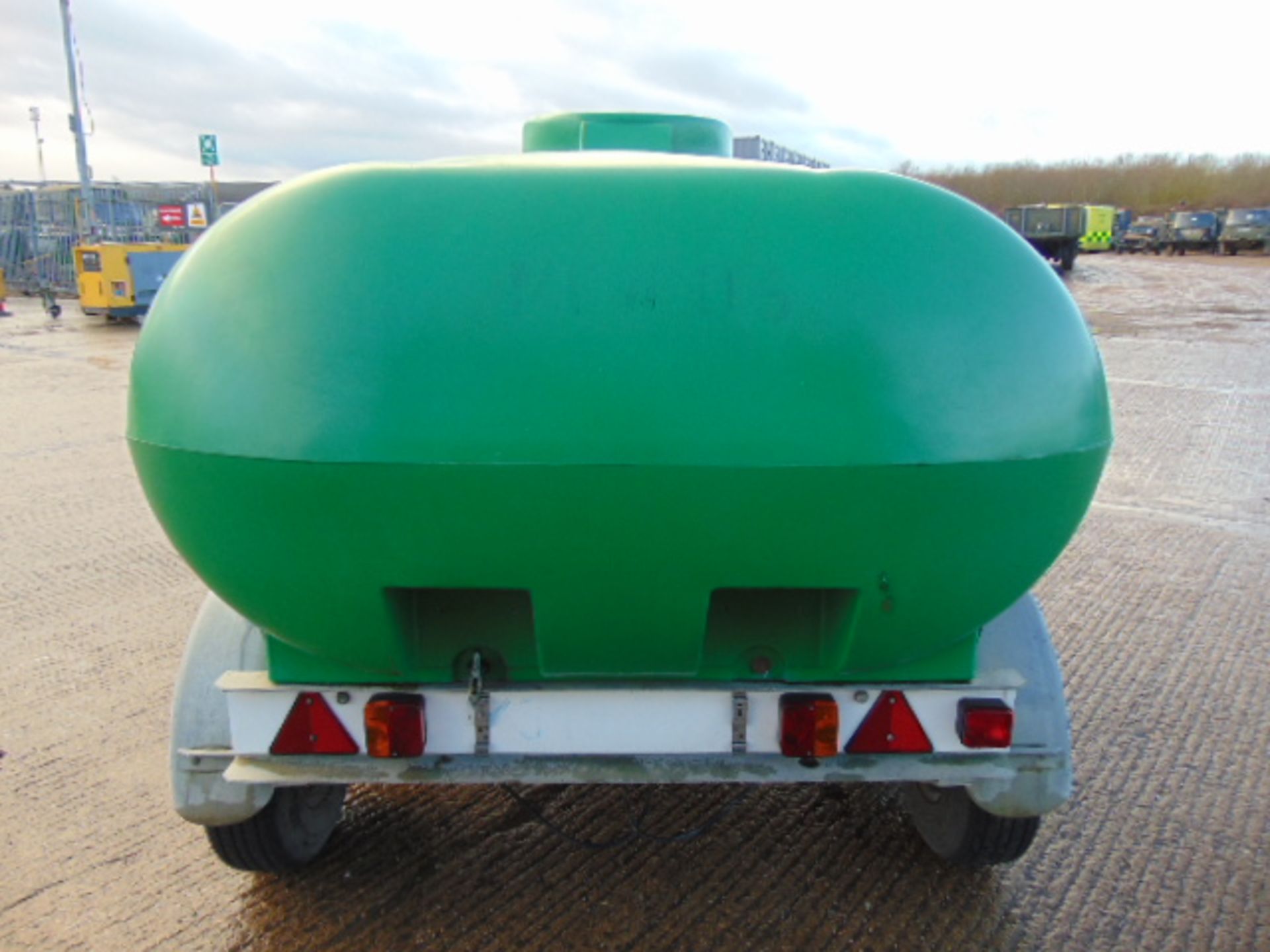 Morclean Trailer Mounted Pressure Washer with 2250 litre Water Tank and Diesel pump - Image 4 of 13