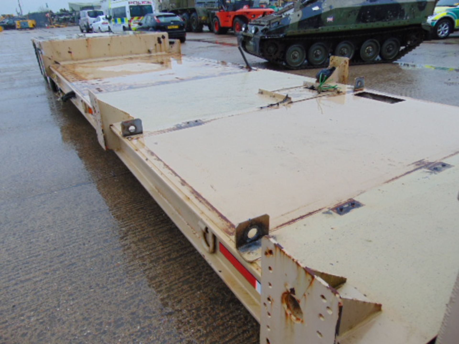 2007 Fontaine 44ft Twin Axle Step Frame Low Loader Trailer - Image 12 of 14
