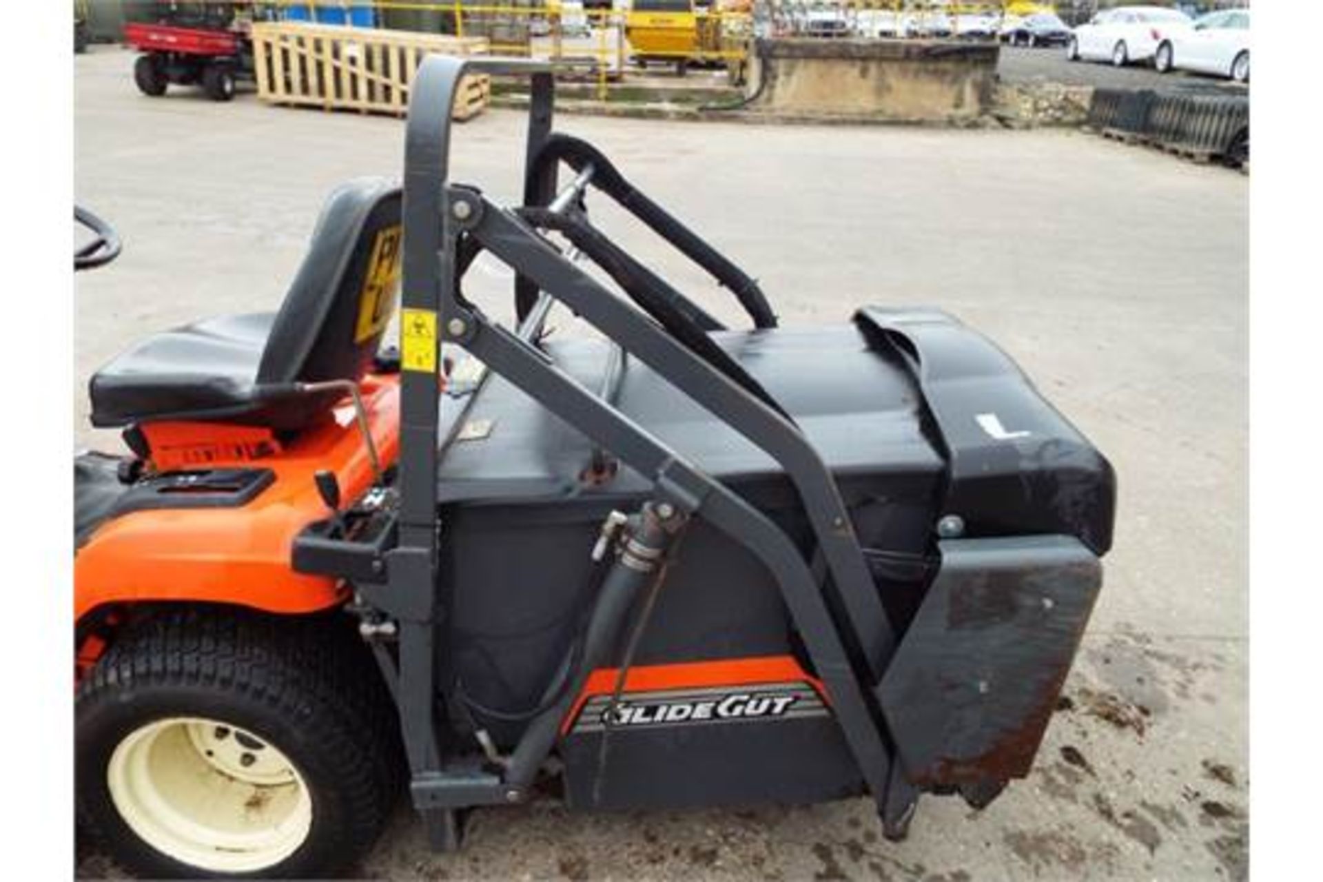 2008 Kubota G21 Ride On Mower with Glide-Cut System and High Dump Grass Collector - Bild 9 aus 22