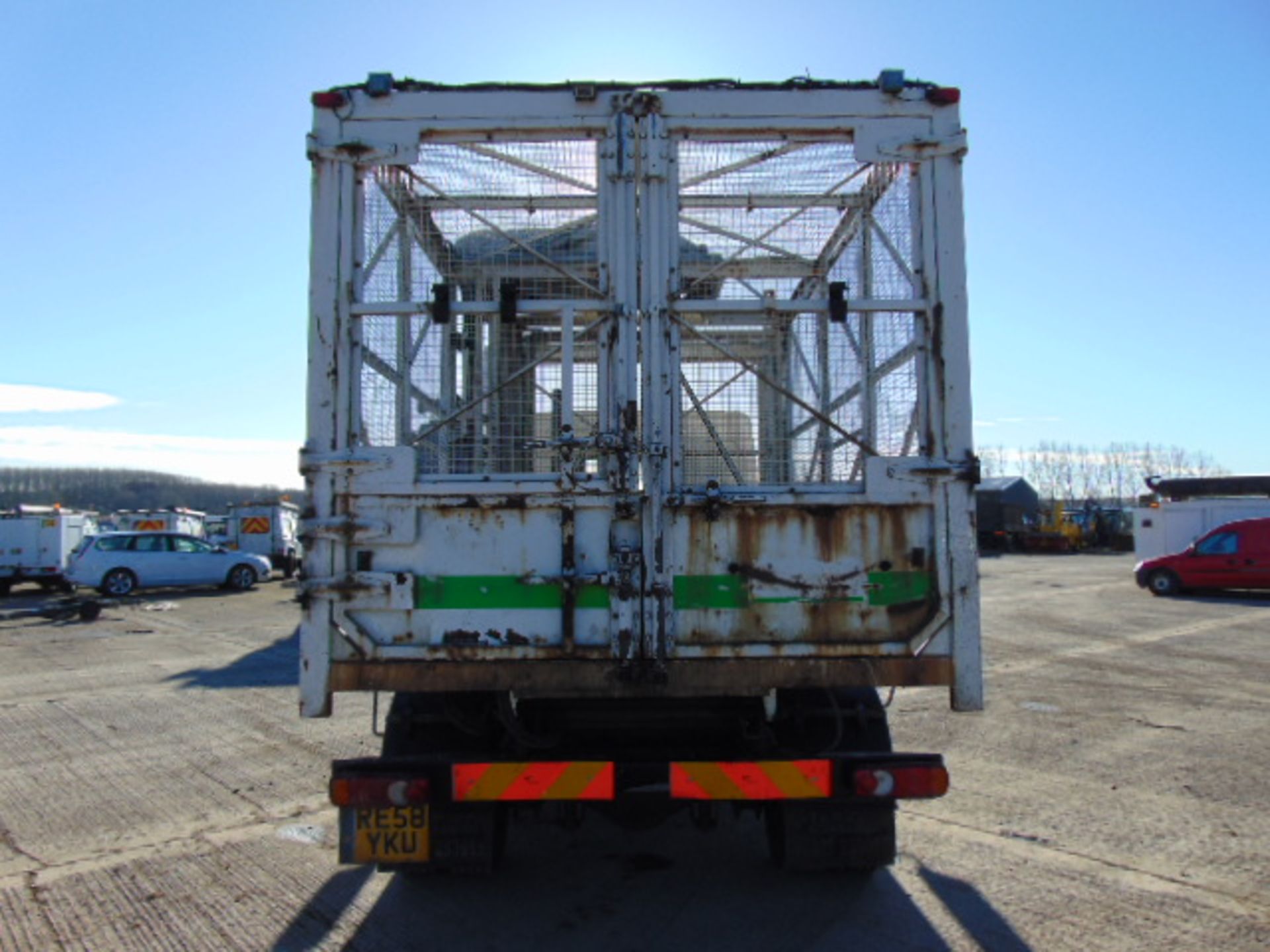 2008 DAF LF 45.140 C/W Refuse Cage, Rear Tipping Body and Side Bin Lift - Bild 10 aus 26