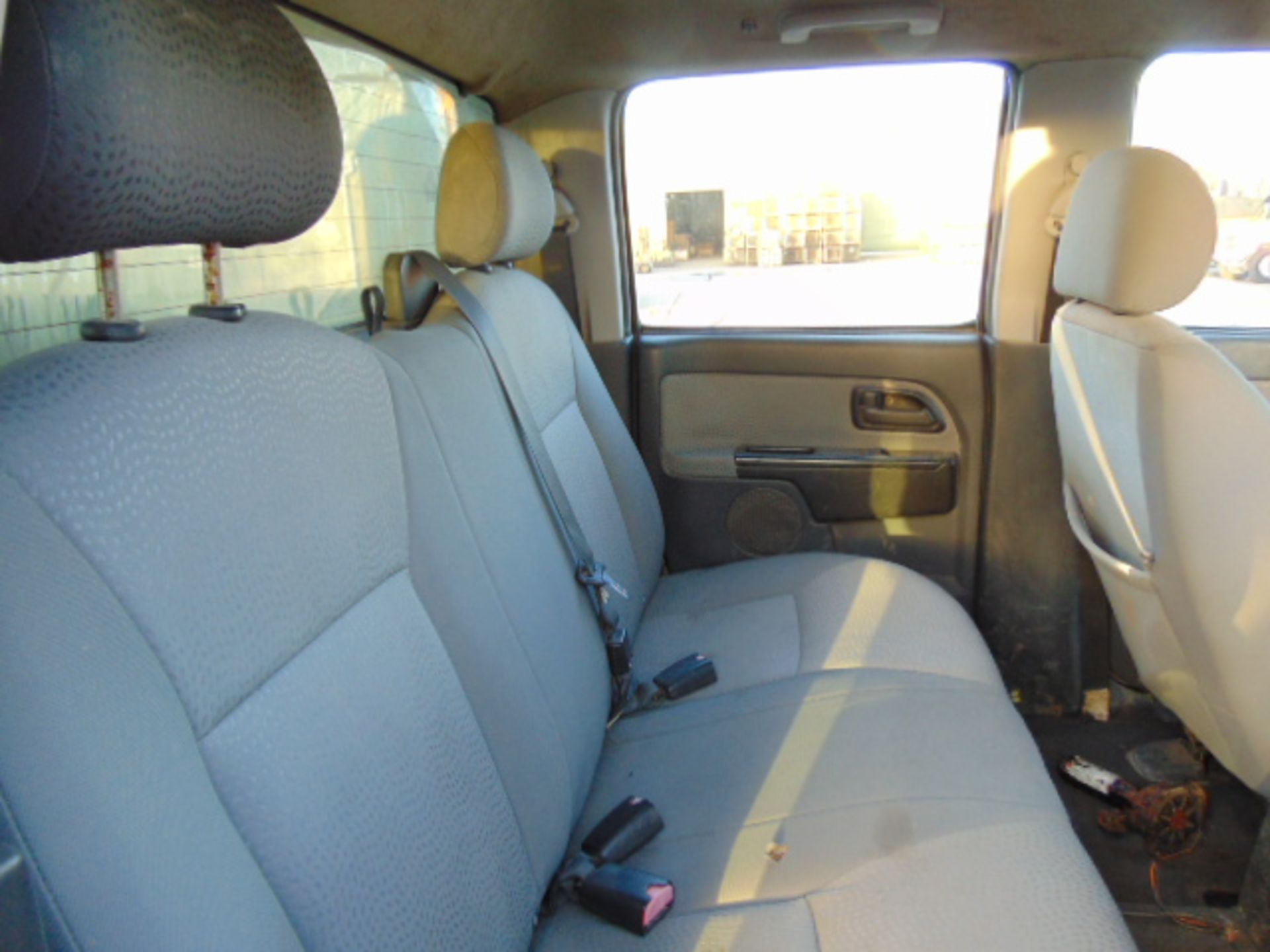 Isuzu D-Max Double Cab 2.5 Diesel 4 x 4 Pickup - Bild 12 aus 15