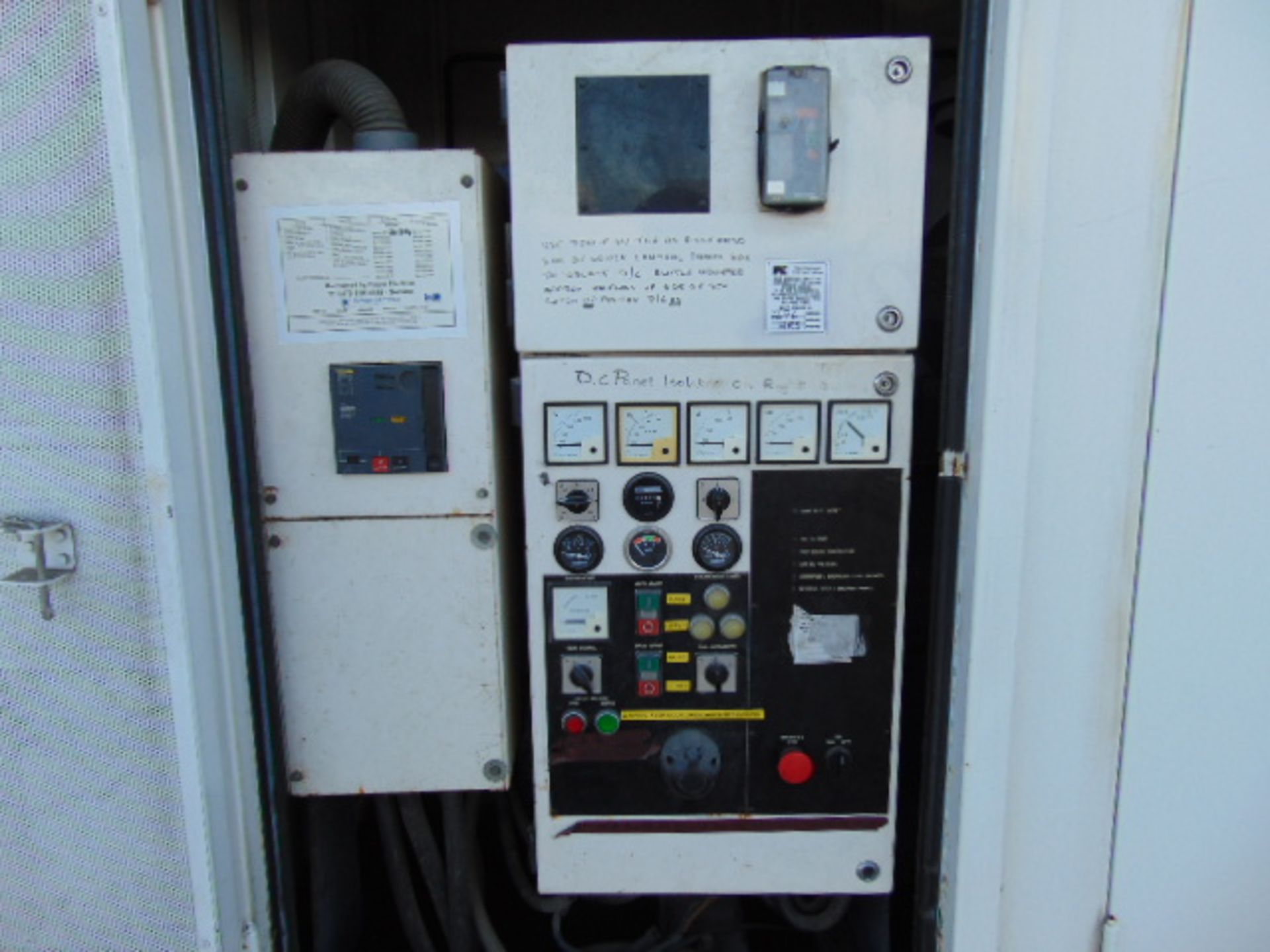 Newage Stamford 375KVA Perkins 2000 Series 3 Phase Containerised Silent Diesel Generator - Image 6 of 20