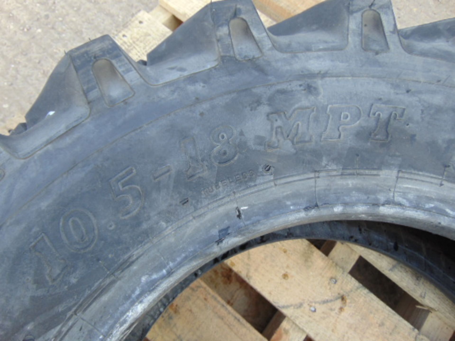 1 x BKT MP567 10.5/18 MPT Tyre - Image 6 of 6