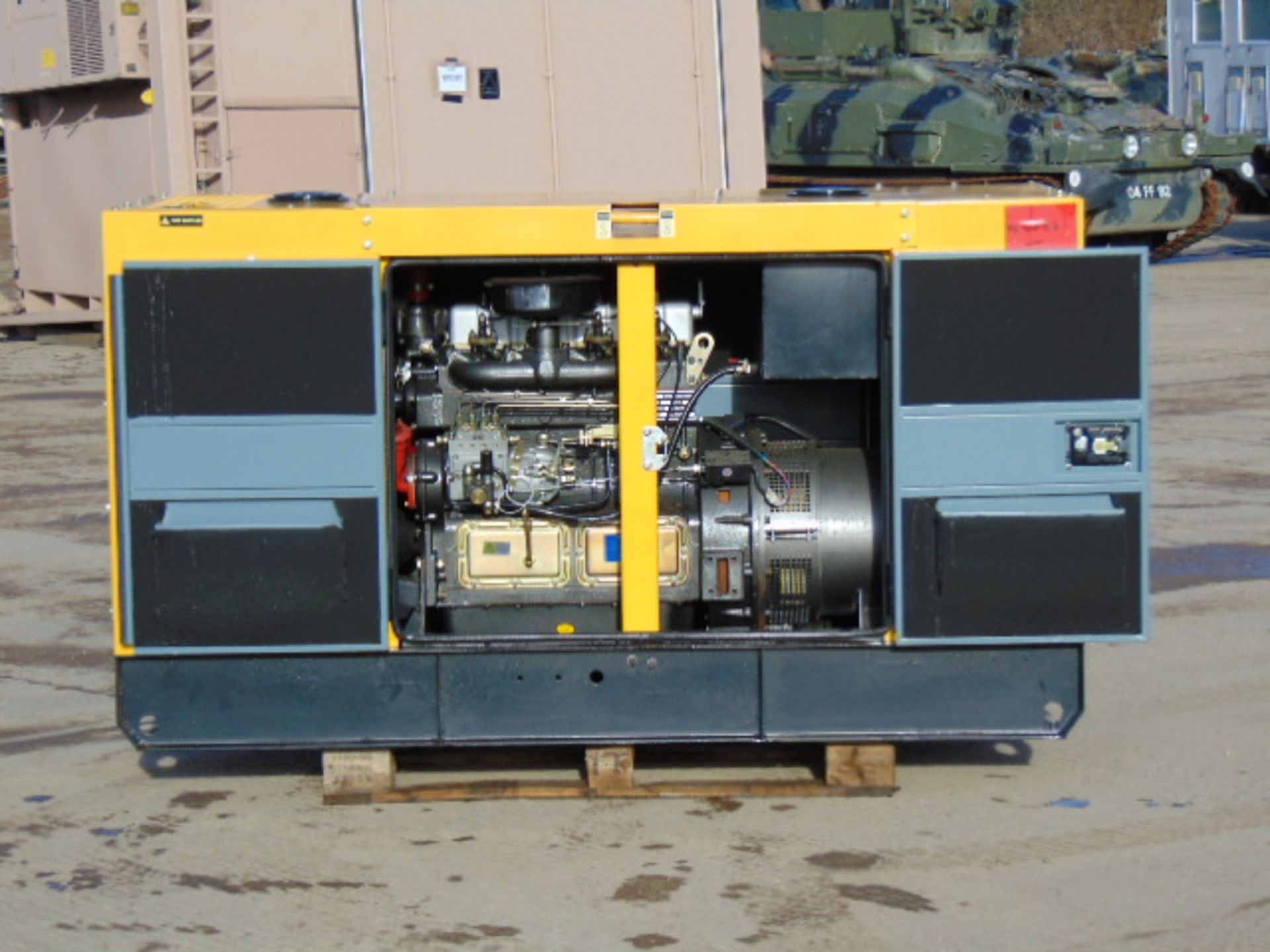 UNISSUED WITH TEST HOURS ONLY 30 KVA 3 Phase Silent Diesel Generator Set