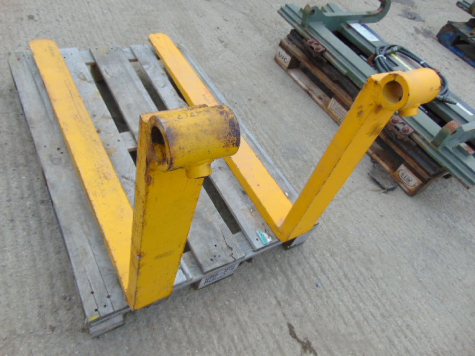 2 x JCB 1500mm Forklift Tines - Bild 3 aus 5