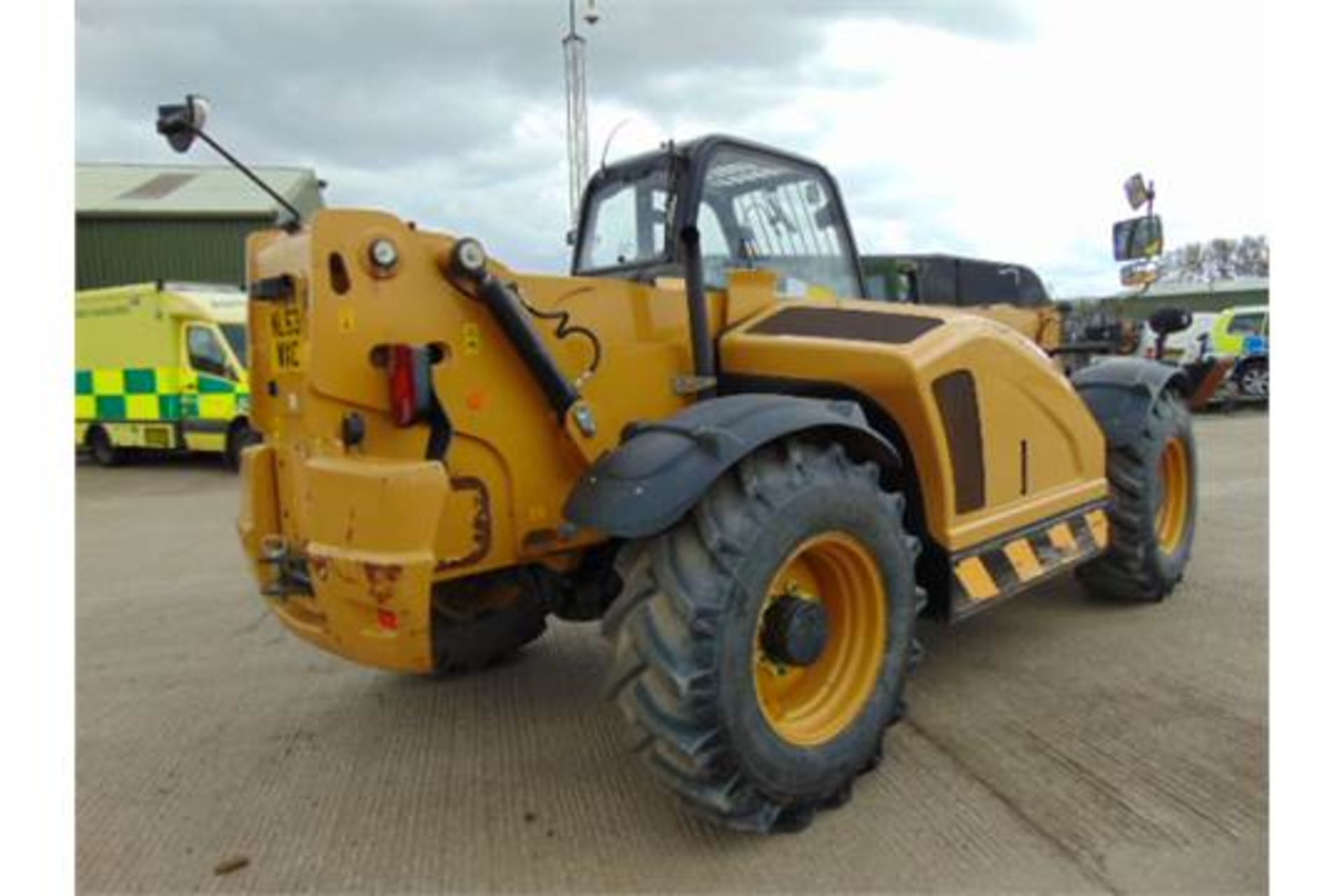 2013 Caterpillar TH414C 3.6 ton Telehandler - Image 7 of 26