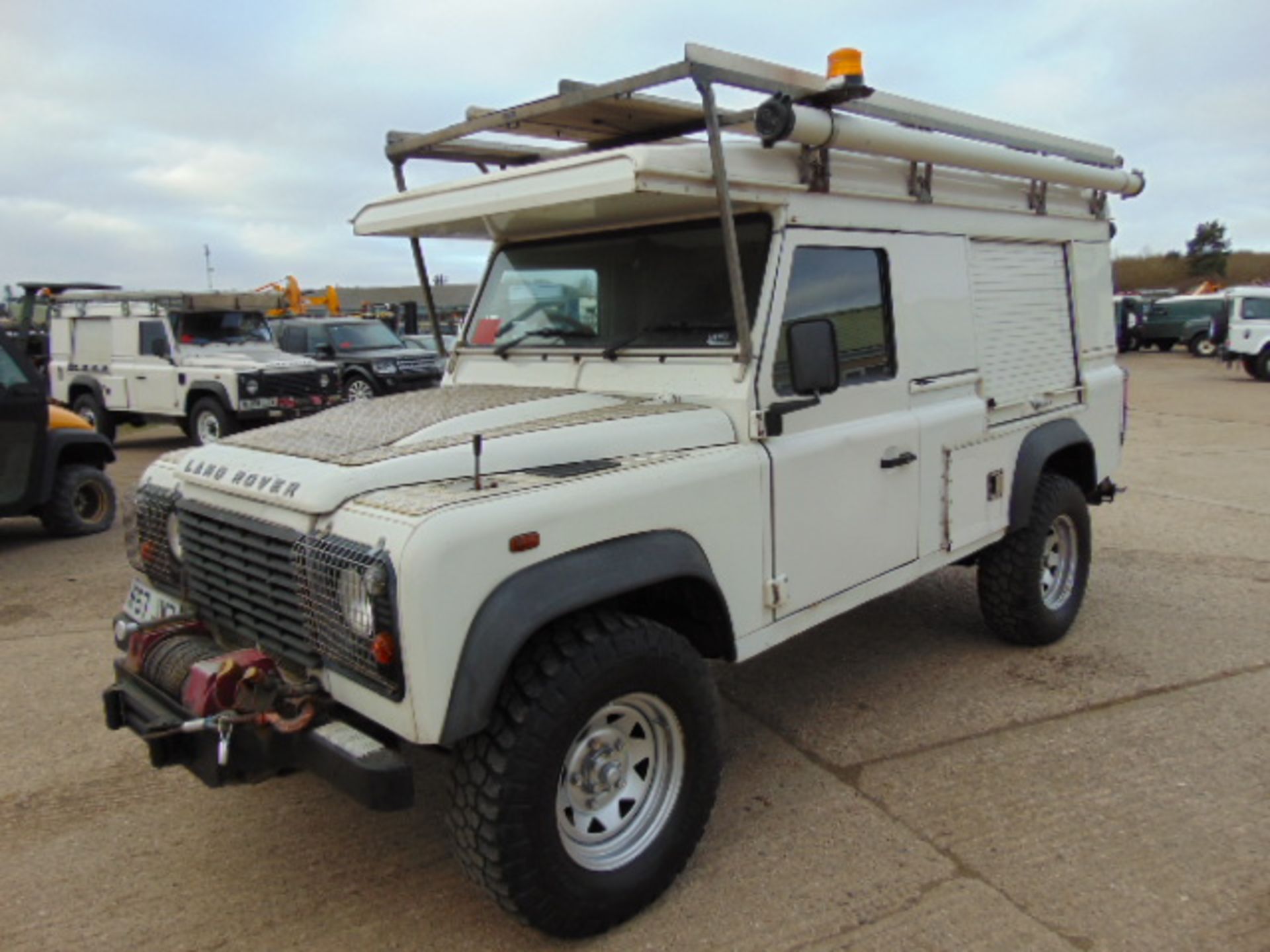Land Rover Defender 110 Puma Hardtop 4x4 Special Utility (Mobile Workshop) complete with Winch - Image 3 of 22