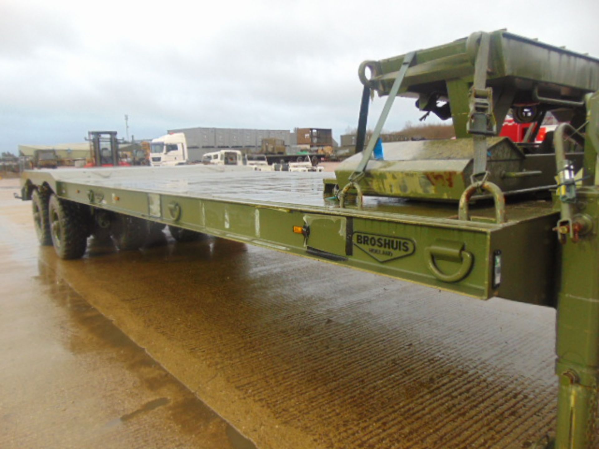 2009 Broshuis B.V. 2APAS-72 Twin Axle Improved Mobility Off Road Trailer - Image 8 of 21