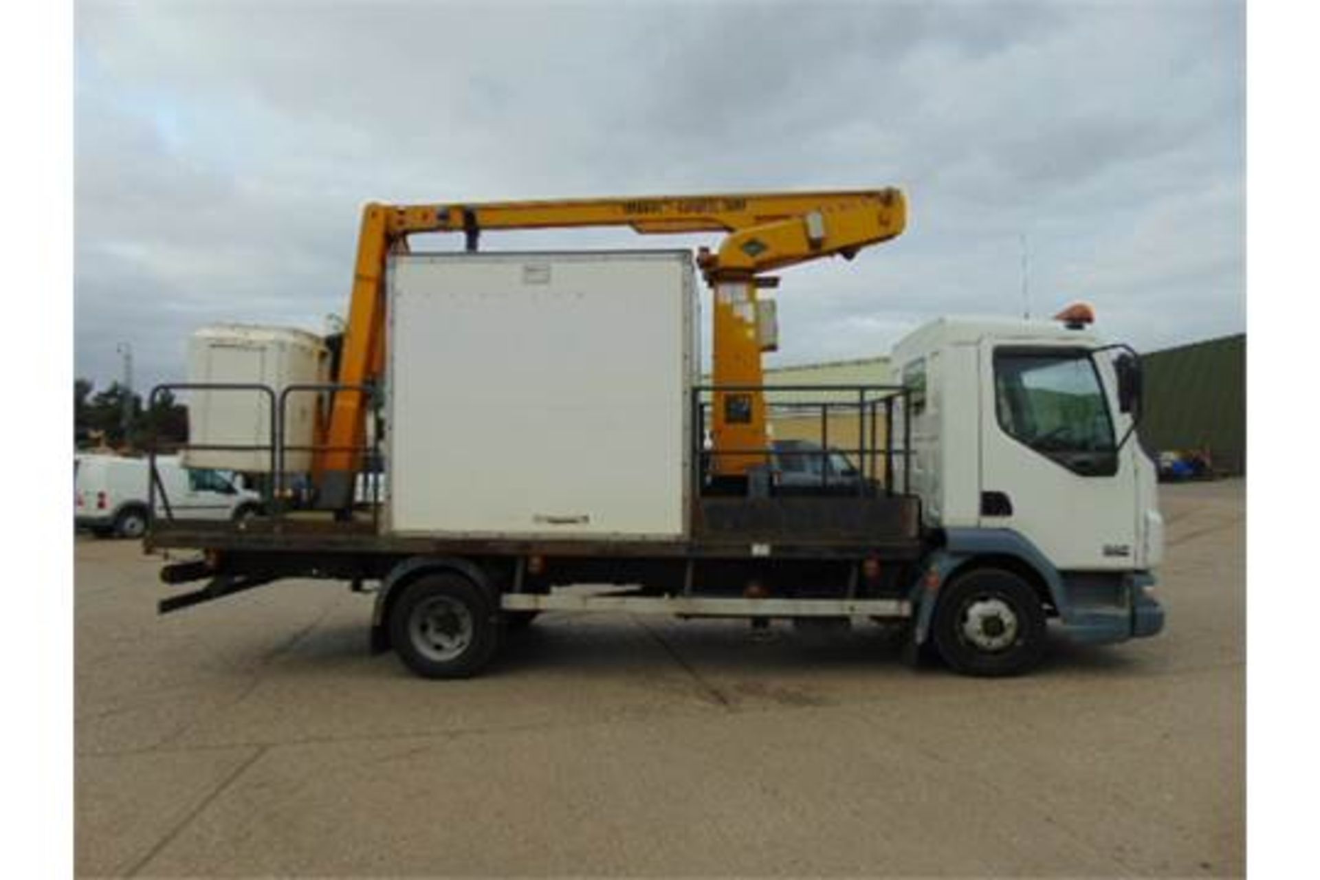 DAF 45.150 C/W Versalift 38NF Aerial Work Platform - Bild 11 aus 31