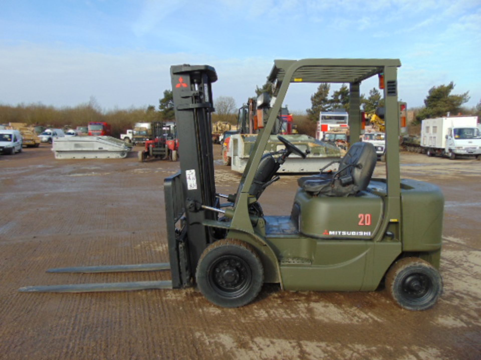 Mitsubishi FD20K Counter Balance Diesel Forklift - Image 9 of 19