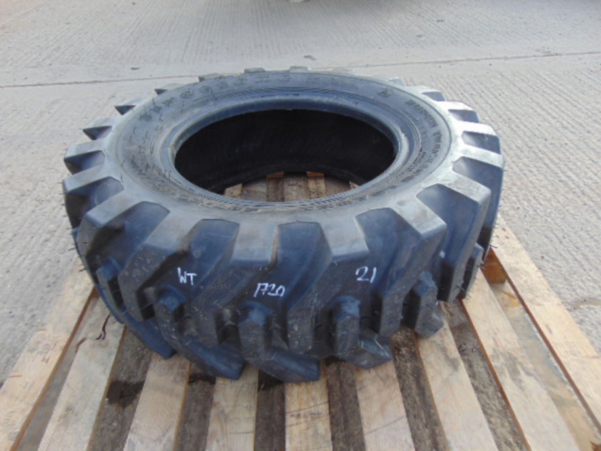 1 x Firestone Super Traction Loader 280/80-18 Tyre