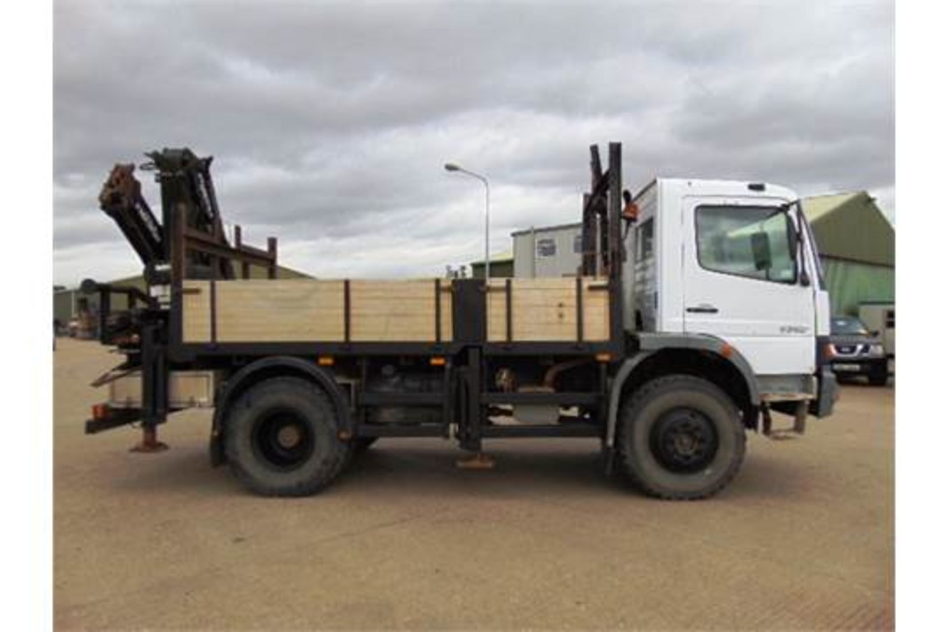 Mercedes-Benz Atego 1317 4x4 Dropside complete with Atlas 105.1 Crane and H14P SuperWinch - Bild 11 aus 36